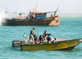 توقیف ۴۰ فروند شناور حامل سوخت قاچاق در خلیج فارس
