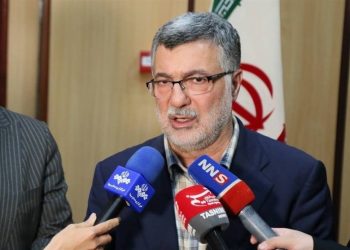وزیر بهداشت:امسال نظام پزشکی خانواده و ارجاع را اجرا می‌کنیم
