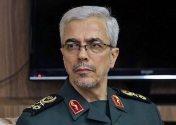 سرلشکر باقری: سپاه پناهگاه مستحکم مردم است