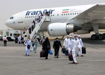 زائران حج 500 یورو ارز زائری دریافت می‌کنند
