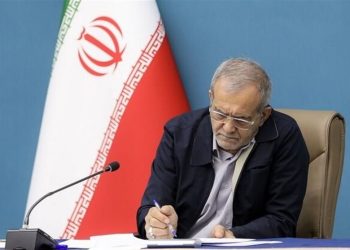 دستور ویژه پزشکیان برای حل مشکل آب‌رسانی استان یزد