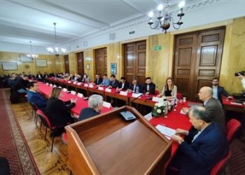 تخت‌روانچی: دستیابی به توافق خوب به عملکرد آمریکا بستگی دارد