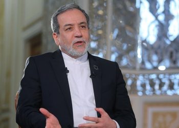 مضمون پیام رهبر انقلاب به پوتین از زبان عراقچی