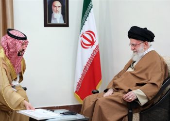 تقدیم پیام پادشاه عربستان به رهبر انقلاب