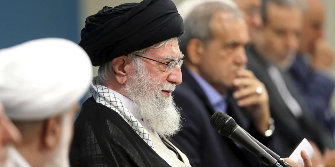 واکاوی ابعاد و پیامدهای مذاکرات ایران و آمریکا در چارچوب رهنمودهای رهبر انقلاب