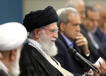 واکاوی ابعاد و پیامدهای مذاکرات ایران و آمریکا در چارچوب رهنمودهای رهبر انقلاب