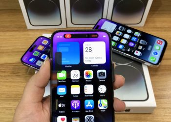 قیمت آیفون در صورت تولید در آمریکا سه‌برابر می‌شود