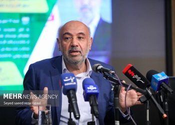 سالانه حدود ۸۰۰ کارگر در کشور جان خود را از دست می‌دهند