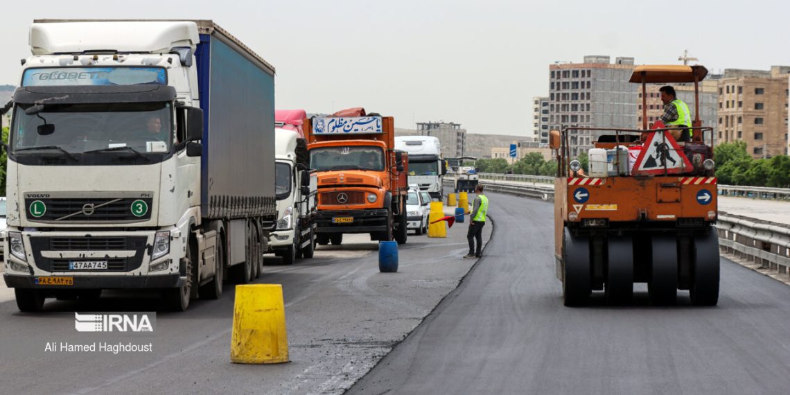 تحقق رشد اقتصادی امسال نیازمند ۷۹۰۰ همت منابع مالی است