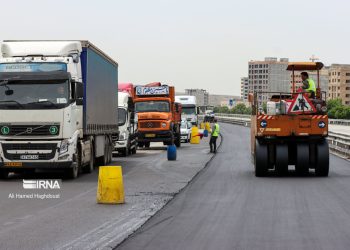 تحقق رشد اقتصادی امسال نیازمند ۷۹۰۰ همت منابع مالی است