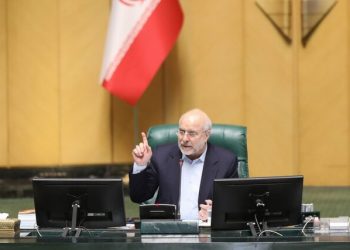 قالیباف: کارگران افسران خستگی ناپذیر جنگ اقتصادی دشمن هستند