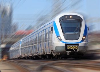 کاهش زمان سفر به مشهد با برقی‌سازی راه‌آهن تهران – مشهد