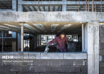 ساخت ۲۵۳ هزار واحد نهضت ملی مسکن برای سه دهک آخر