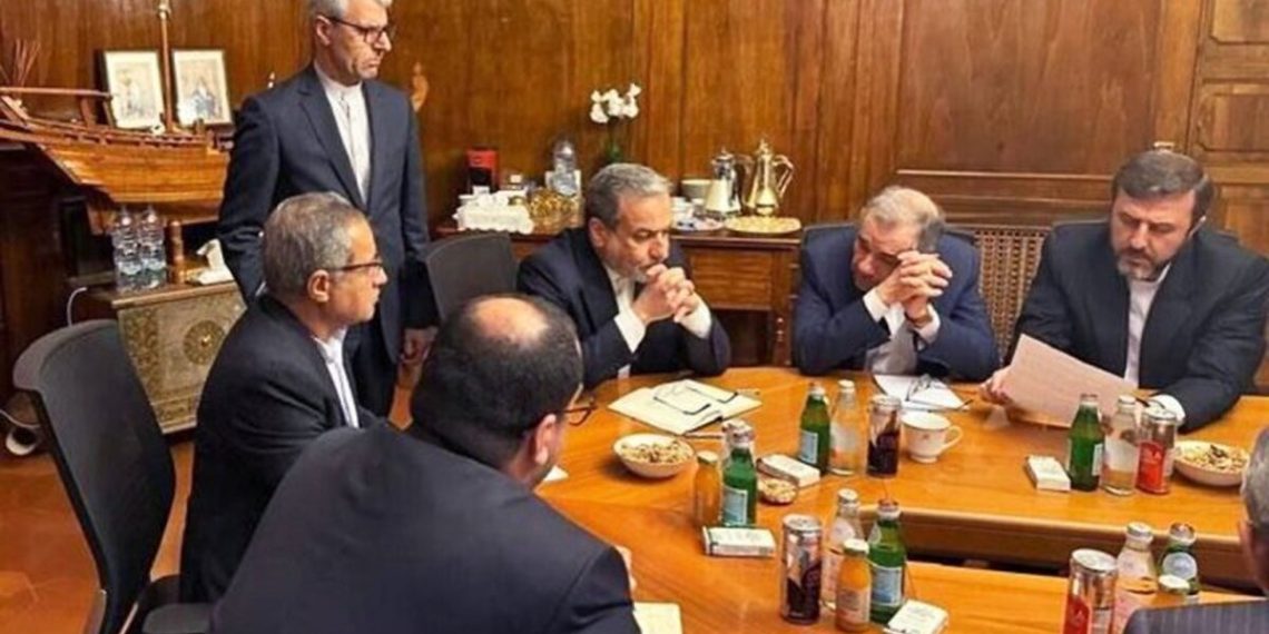 آغاز مذاکرات ایران و آمریکا حوالی ساعت 15 به وقت تهران