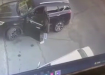 زورگیری خشن از دختر جوان در ستارخان تهران + فیلم