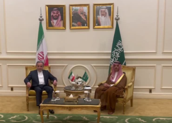 دیدار وزیران امور خارجه ایران و عربستان در جده + فیلم