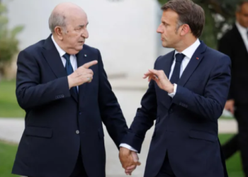 کارت قرمز الجزایر به کارکنان سفارت فرانسه