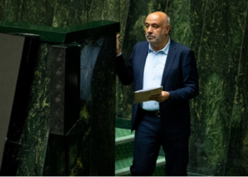 انتقاد وزیر تعاون از کارت زرد نمایندگان به خودش