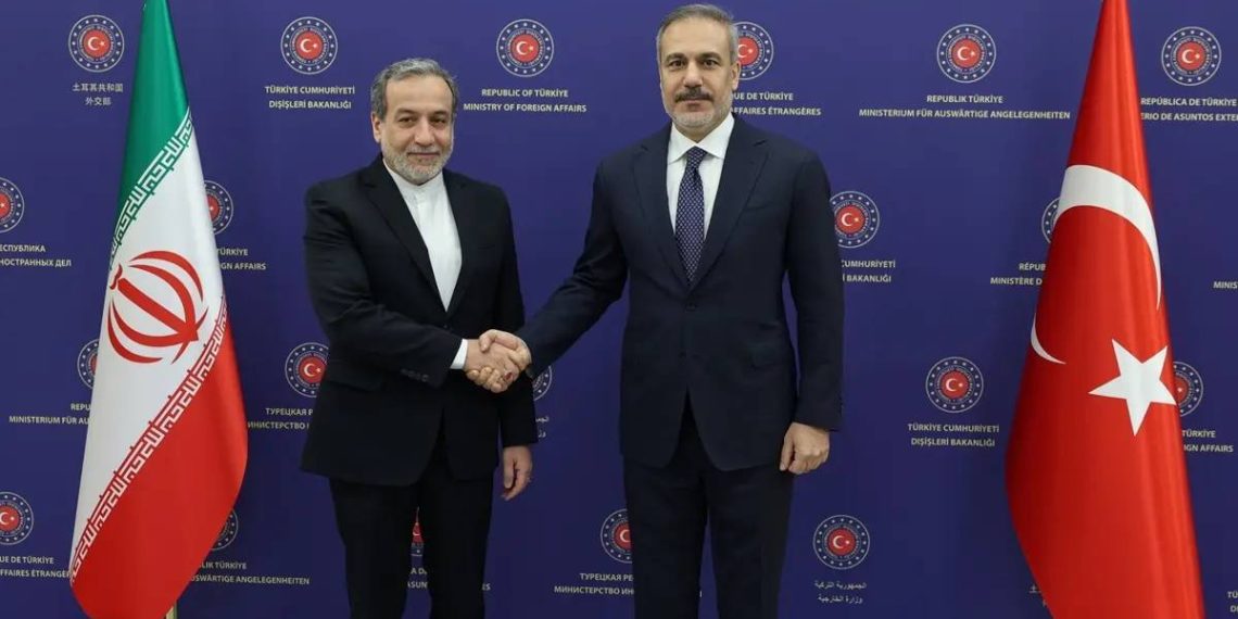 حقوق صلح آمیز هسته‌ای ایران غیر قابل چشم پوشی است