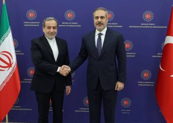 حقوق صلح آمیز هسته‌ای ایران غیر قابل چشم پوشی است