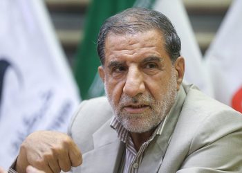 عملیات شبانه اطفای حریق در بندر رجایی «حماسه‌ای ماندگار» بود