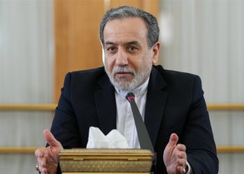 تاکید عراقچی بر تلاش‌ها جهت کاهش تنش میان همسایگان