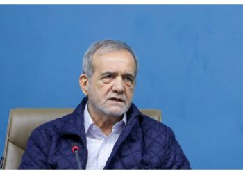 پزشکیان: شهدای خدمت با تمام وجود توان خود را به میدان خدمت آوردند