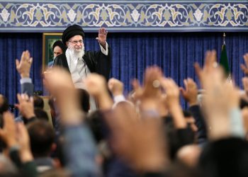 گزیده بیانات رهبر معظم انقلاب در مراسم بزرگداشت شهید رئیسی و شهدای پرواز اردیبهشت