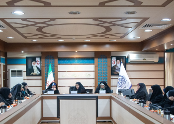 خزعلی: تاکید شهید رئیسی بر اجرای قوانین و اثرگذاری آن در زندگی مردم بود/ قاسم پور: برنامه هفتم توسعه نقطه عطفی در سیاستگذاری زنان و خانواده است