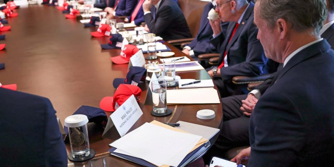 رسوایی تازه برای مایک والتز