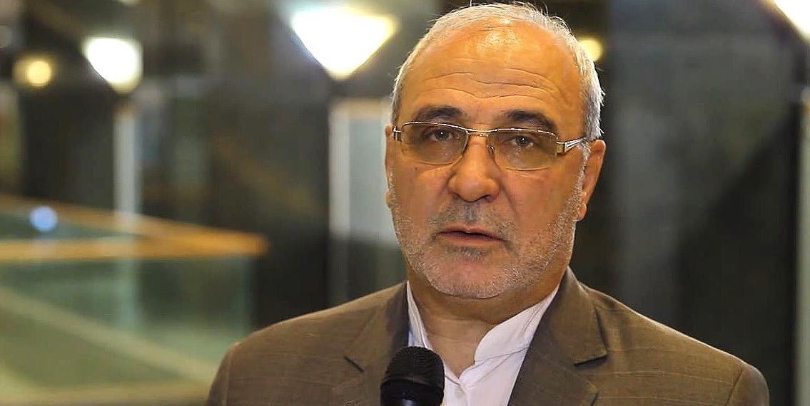 عقبنشینی آمریکا نتیجه مقاومت ملت ایران و هدایتهای رهبر انقلاب است