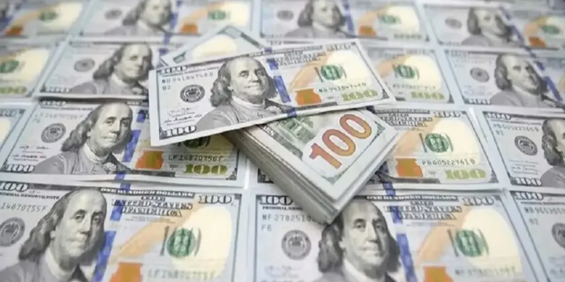 قیمت دلار امروز ۲۵ اردیبهشت ۱۴۰۴ / دلار در کانال ۸۲ هزار تومانی معامله شد