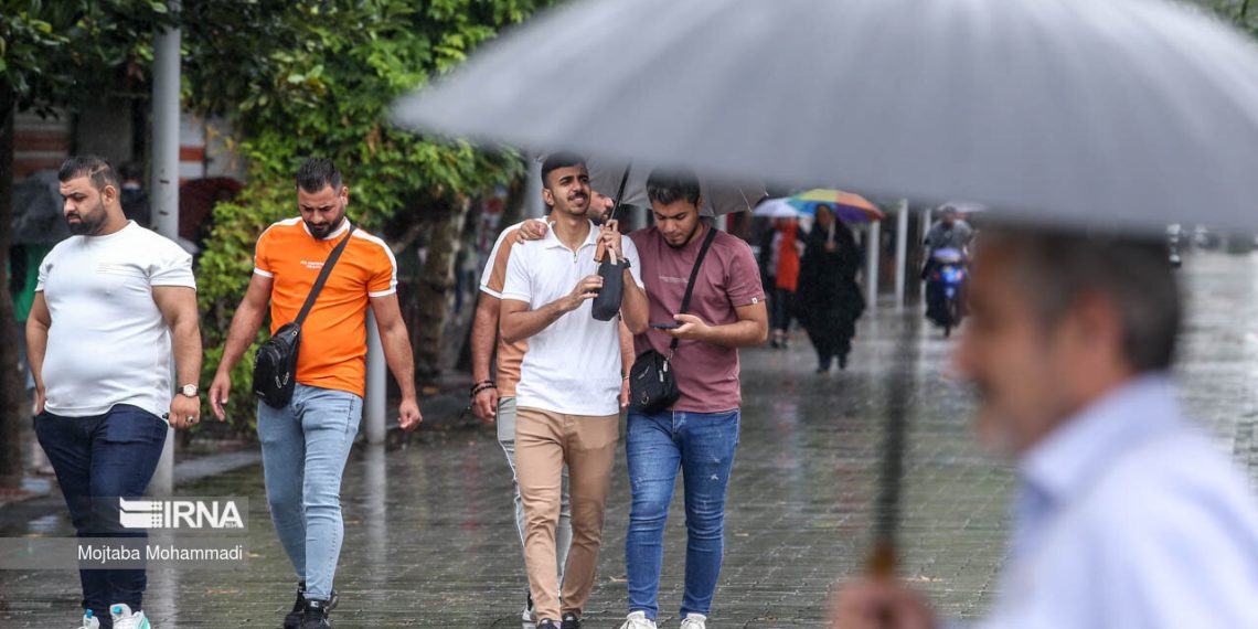 رگبار و رعد و برق در ۱۱ استان/ گردوخاک در جنوب غرب کشور