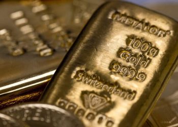 طلای جهانی کاهش یافت