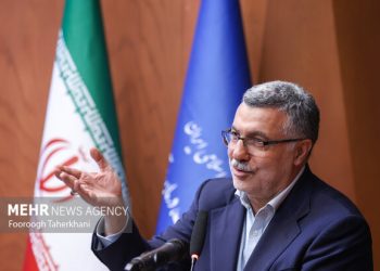 تأکید ظفرقندی بر پرداخت مکفی به پزشک خانواده