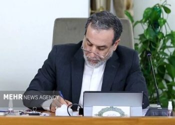 عراقچی: هرگونه ضربه به وحدت مسلمانان در فضای معنوی حج محکوم است