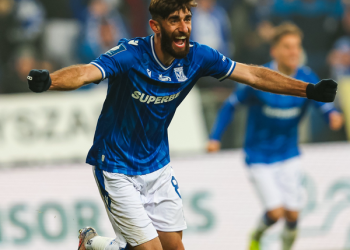 جنگ پرسپولیس و تراکتور به اروپا کشید