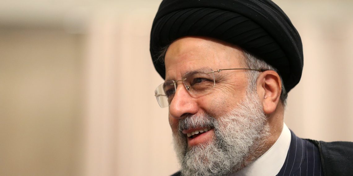 فهم مضاعف از تکریم اجتماعی شهید رئیسی