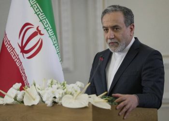 عراقچی: در بحث هسته‌ای مبنای حرکت ما نفی سلطه است