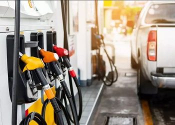 ۶۰ لیتر بنزین سهمیه خرداد امشب شارژ می‌شود