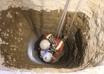 پایان جست‌وجو، هشتمین جسد از چاه آب کشاورزی در کوهدشت بیرون کشیده شد