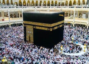 شعری که پای شاعرش را به خانه خدا باز کرد