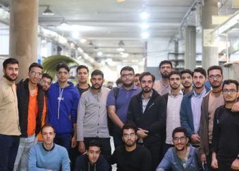 بازدید از صنایع در “صمت انقلاب”/ تربیت راویان راهیان پیشرفت