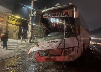 افزایش مصدومان تصادف زنجیره‌ای در محور جاجرود به ۲۰ نفر