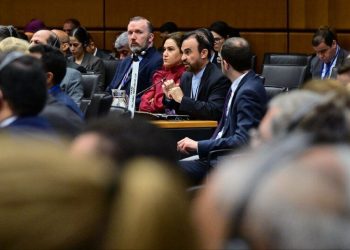 سفیر ایران در نشست فوق‌العاده آژانس: دوران بزن‌ودررو به پایان رسیده است سفیر ایران در نشست فوق‌العاده آژانس: دوران بزن‌ودررو به پایان رسیده است