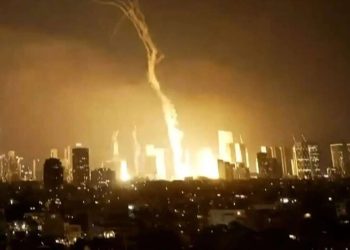 فعال رسانه‌ای آفریقایی: دست پروردگار از آستین ایران بیرون آمد