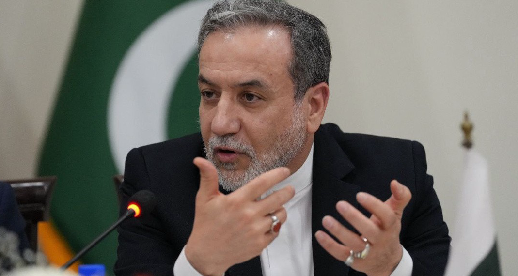 عراقچی: پاسخ پیام آمریکا در دست تهیه است