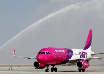 سود یکی از بزرگ‌ترین خطوط هوایی اروپا نصف شد