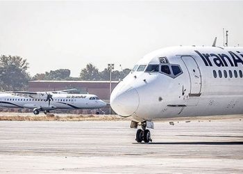 لغو پروازها تا ساعت ۱۵ امروز تمدید شد