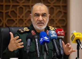 سرلشکر سلامی: آماده‌ایم با هر سناریویی بجنگیم